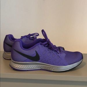 NIKE Zoom Pegasus Women’s Running Shoe